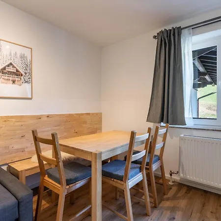 Apartment Appartement Ski & Bike *
